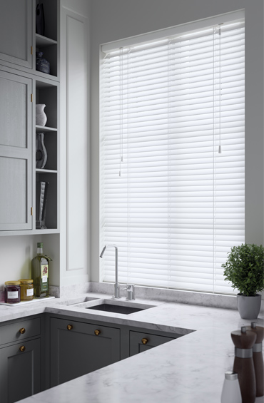 Fauxwood blinds blinds